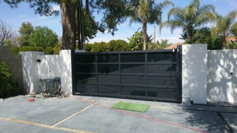 Aluminum Gates - Privacy and Beauty